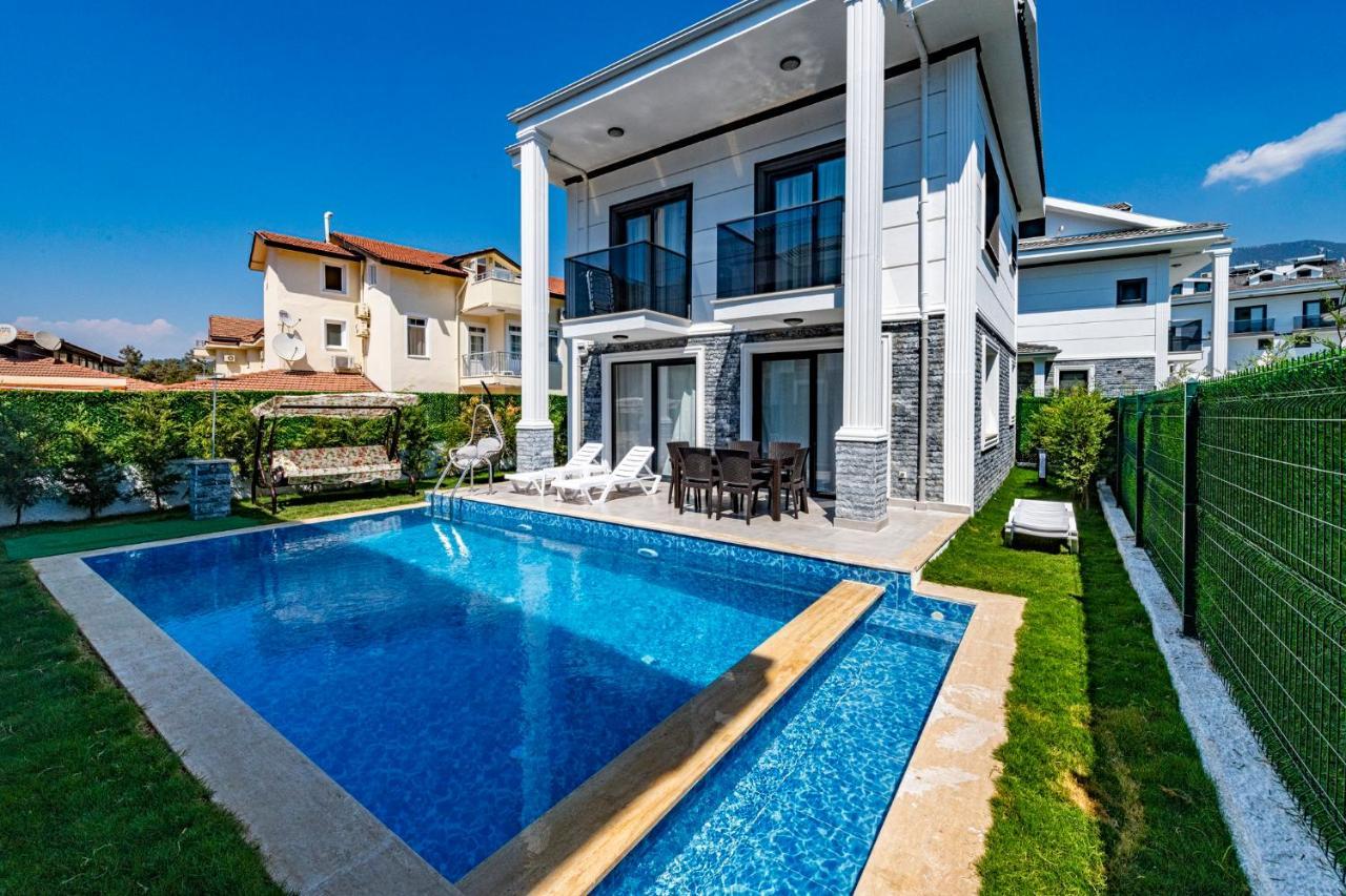 Salkim- 4 Bedroom Holiday Villa In Oludeniz Fethiye Zewnętrze zdjęcie