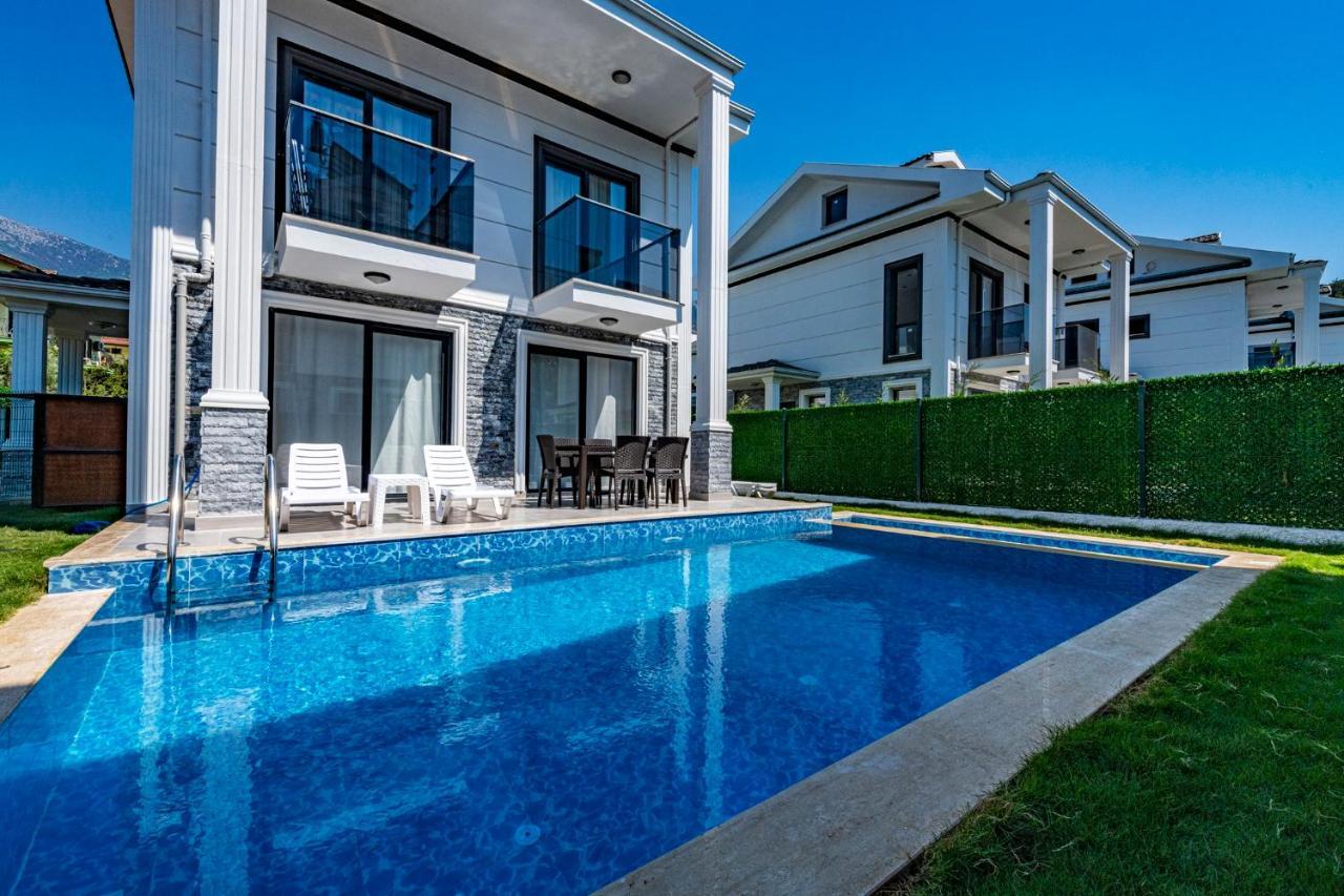 Salkim- 4 Bedroom Holiday Villa In Oludeniz Fethiye Zewnętrze zdjęcie