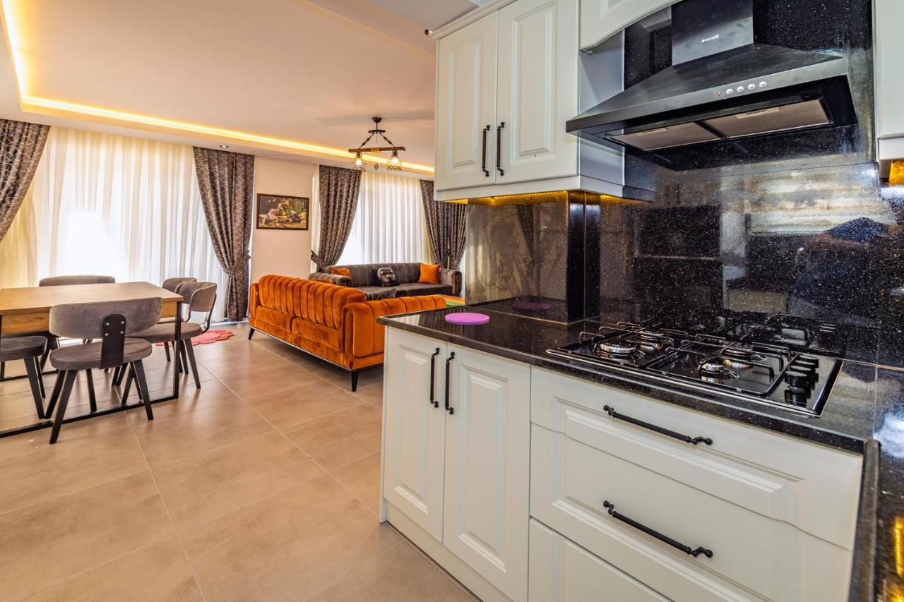 Salkim- 4 Bedroom Holiday Villa In Oludeniz Fethiye Zewnętrze zdjęcie